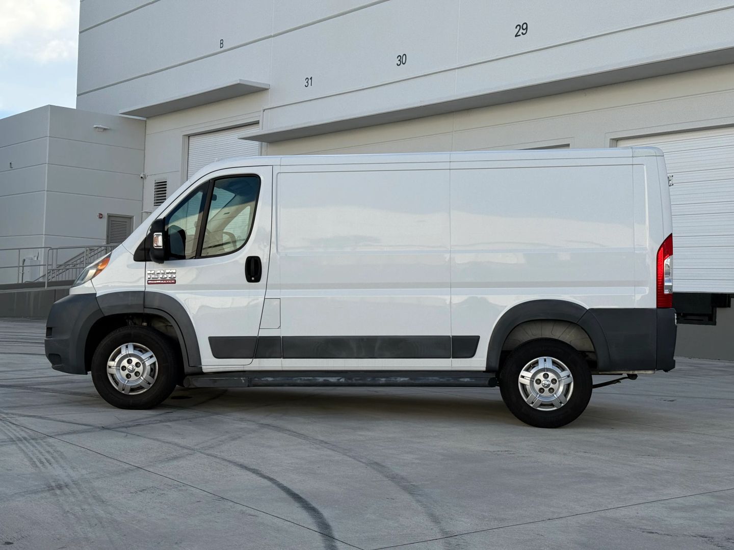 ram promaster cargo van 2017 3C6TRVAG4HE517131 image ram promaster cargo van 2017 3C6TRVAG4HE517131 image